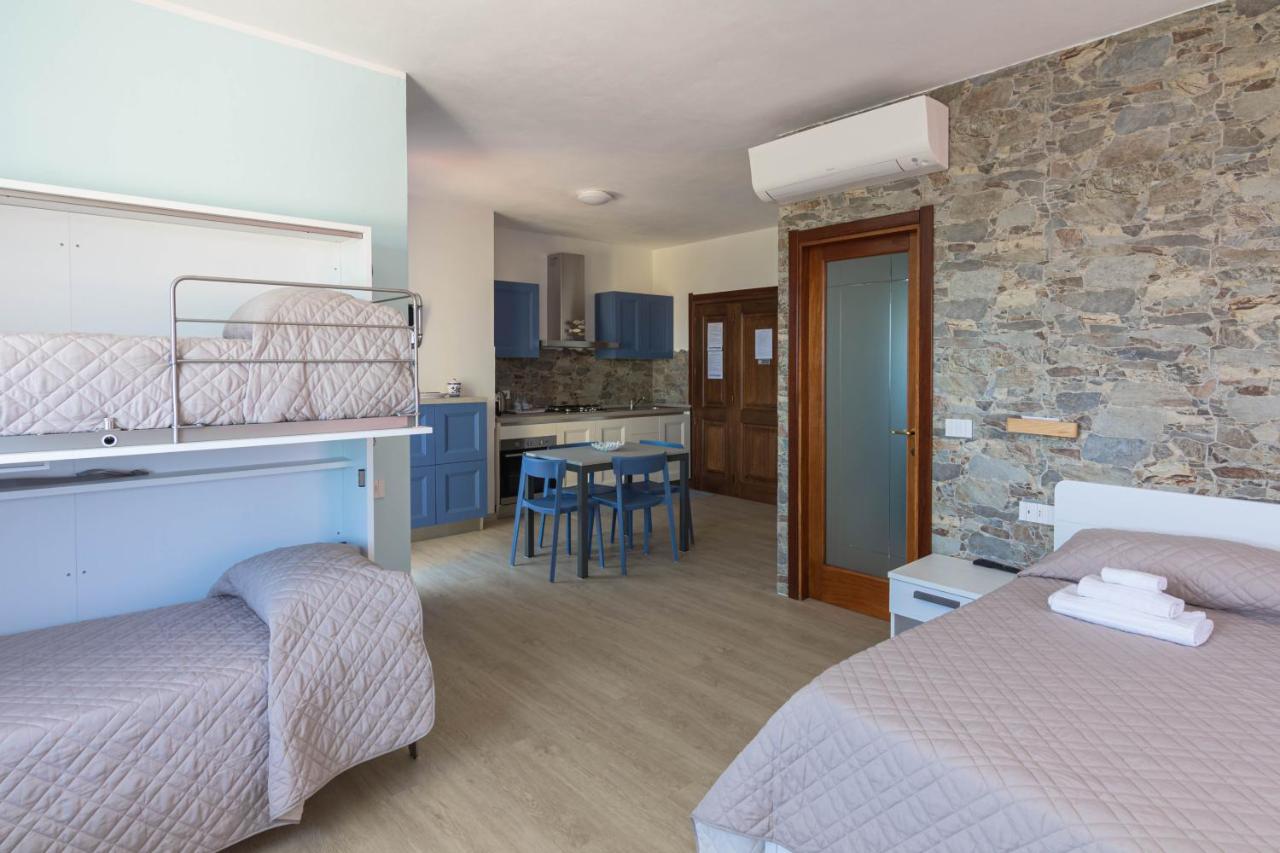 Roccabianca Rooms & Studios Stintino Bagian luar foto