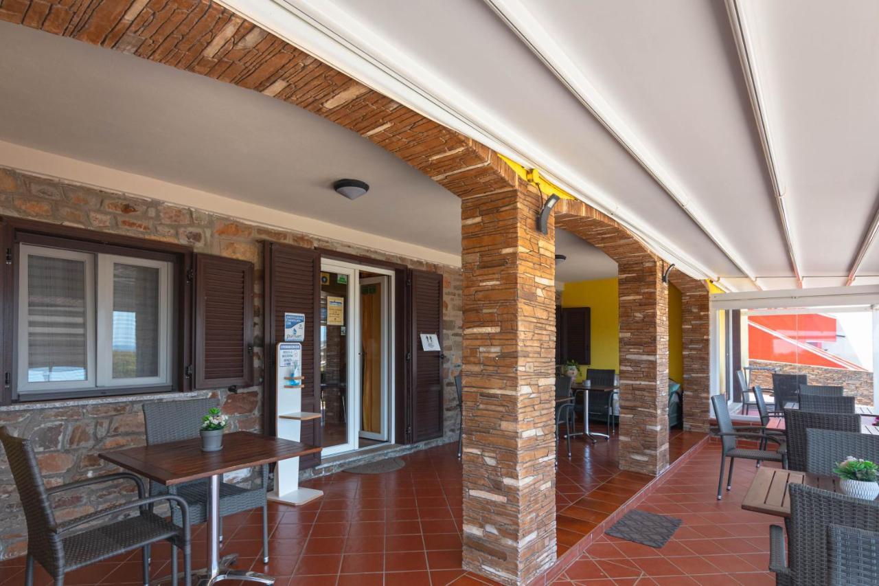 Roccabianca Rooms & Studios Stintino Bagian luar foto