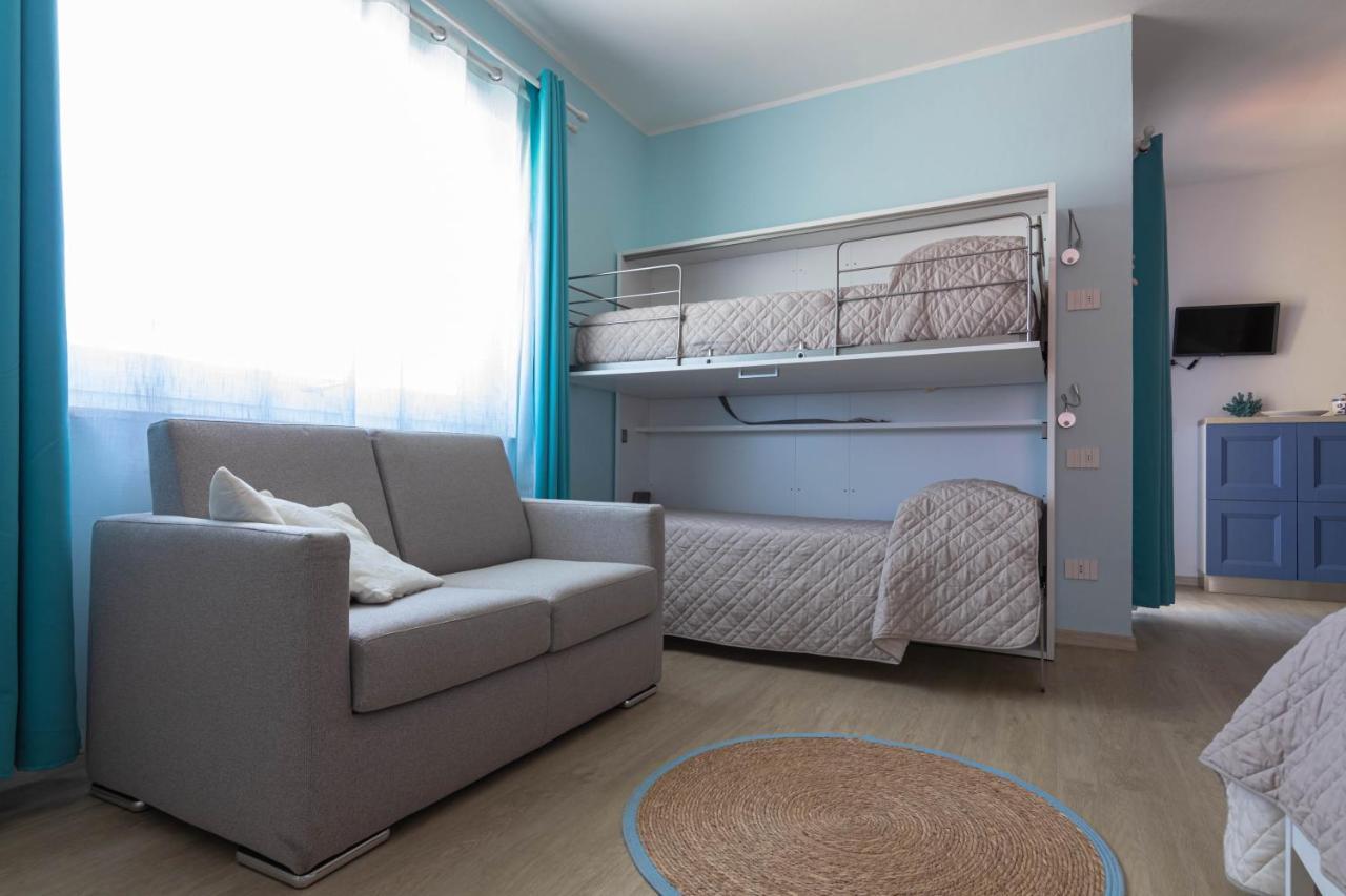 Roccabianca Rooms & Studios Stintino Bagian luar foto